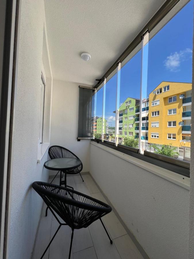 Stan Na Dan Viktor-Lukavica Apartment Sarajevo Ngoại thất bức ảnh
